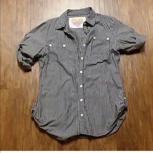 Derek Heart button down top